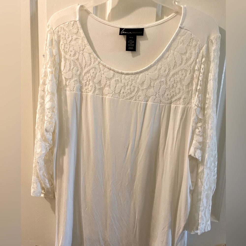 White lace detail top . Lane Bryant size 14/16